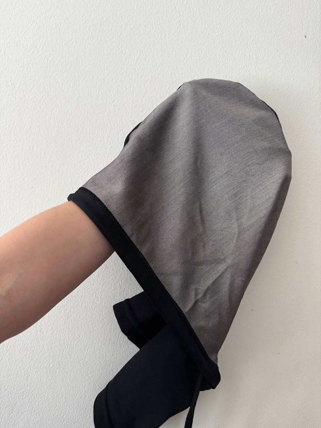 Faraday Hood- gray or black